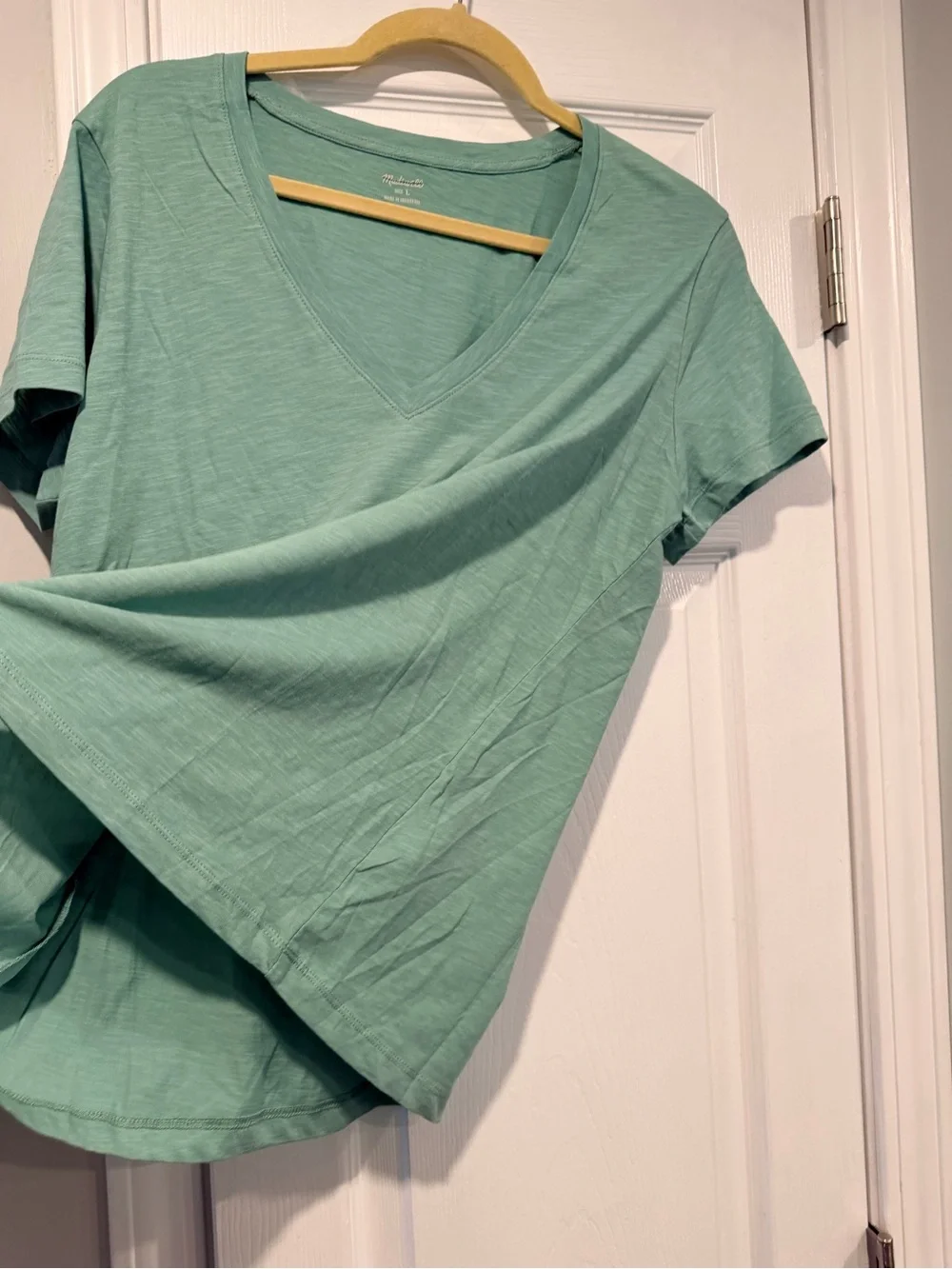 NWOT Madewell Size L Sage Green V Neck Short Sleeve Lightweight Slub Cotton Top - Picture 5 of 10